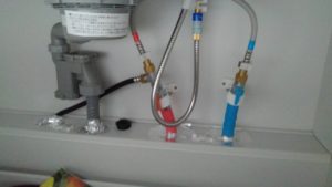 キッチンの配管はゴキブリ侵入経路